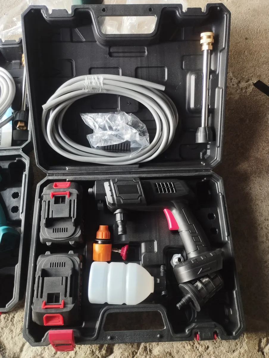 Hidrolavadora portatil, inalambrica de 2 baterias