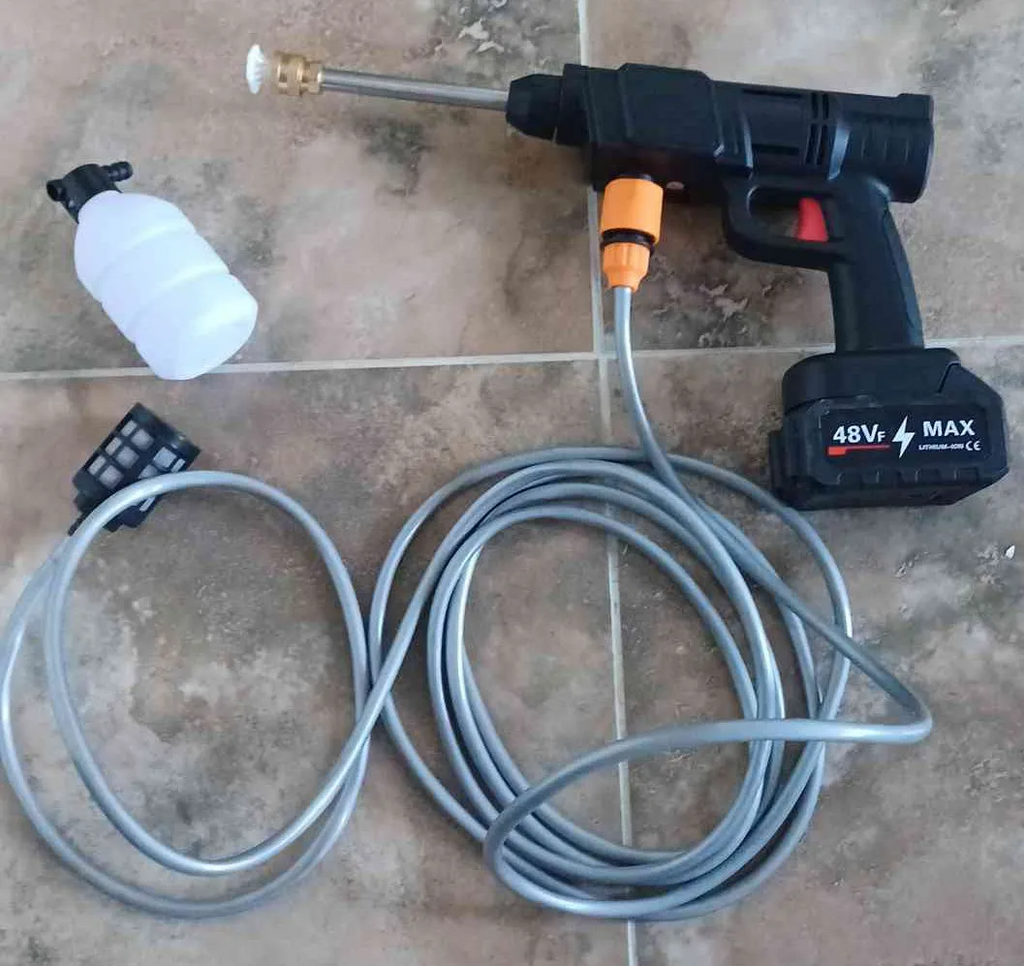 Hidrolavadora portatil, inalambrica de 2 baterias